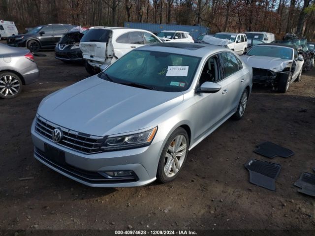 Photo 1 VIN: 1VWGT7A30HC033241 - VOLKSWAGEN PASSAT 