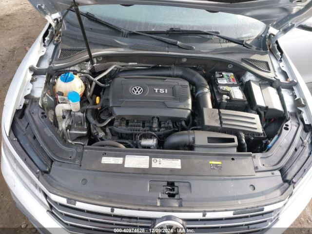 Photo 9 VIN: 1VWGT7A30HC033241 - VOLKSWAGEN PASSAT 