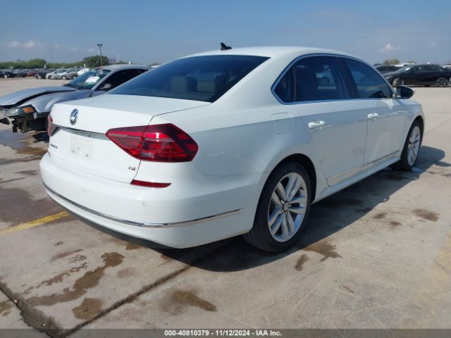 Photo 3 VIN: 1VWGT7A30HC041162 - VOLKSWAGEN PASSAT 