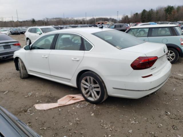 Photo 1 VIN: 1VWGT7A31HC043597 - VOLKSWAGEN PASSAT 