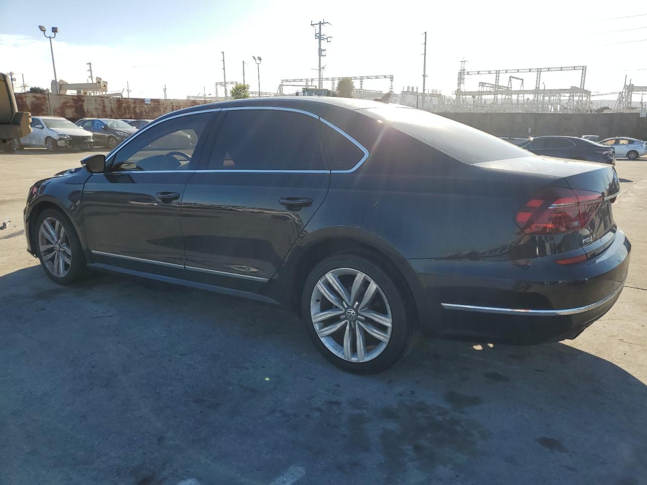 Photo 1 VIN: 1VWGT7A31HC044698 - VOLKSWAGEN PASSAT 