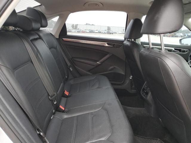 Photo 9 VIN: 1VWGT7A31HC072131 - VOLKSWAGEN PASSAT 