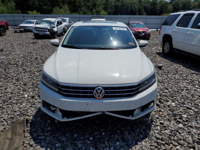 Photo 4 VIN: 1VWGT7A32HC040434 - VOLKSWAGEN PASSAT 