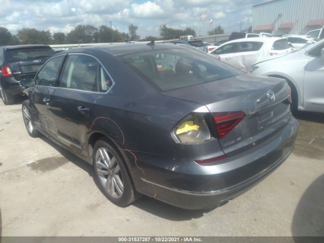 Photo 2 VIN: 1VWGT7A32HC058853 - VOLKSWAGEN PASSAT 