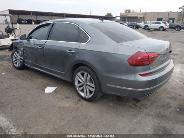 Photo 2 VIN: 1VWGT7A32HC059534 - VOLKSWAGEN PASSAT 