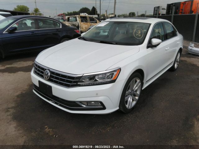 Photo 1 VIN: 1VWGT7A33HC030365 - VOLKSWAGEN PASSAT 