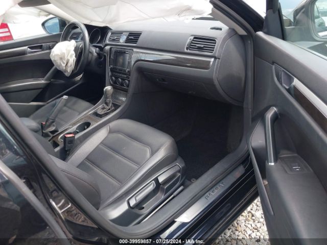 Photo 4 VIN: 1VWGT7A33HC065035 - VOLKSWAGEN PASSAT 