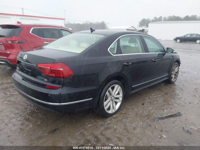 Photo 3 VIN: 1VWGT7A33HC081221 - VOLKSWAGEN PASSAT 