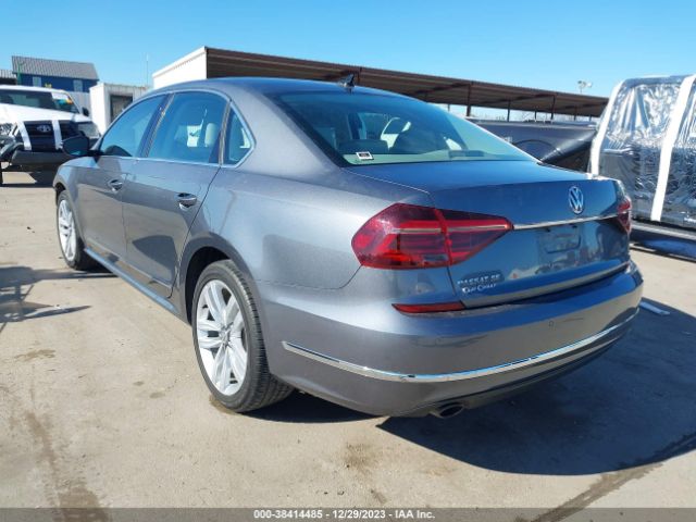 Photo 2 VIN: 1VWGT7A34HC041827 - VOLKSWAGEN PASSAT 