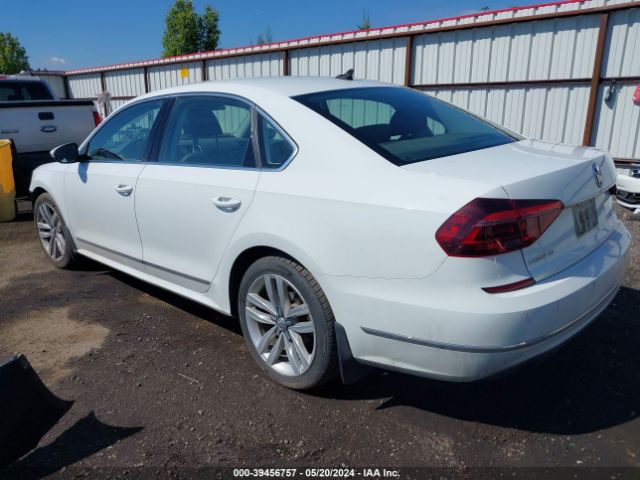 Photo 2 VIN: 1VWGT7A34HC051550 - VOLKSWAGEN PASSAT 