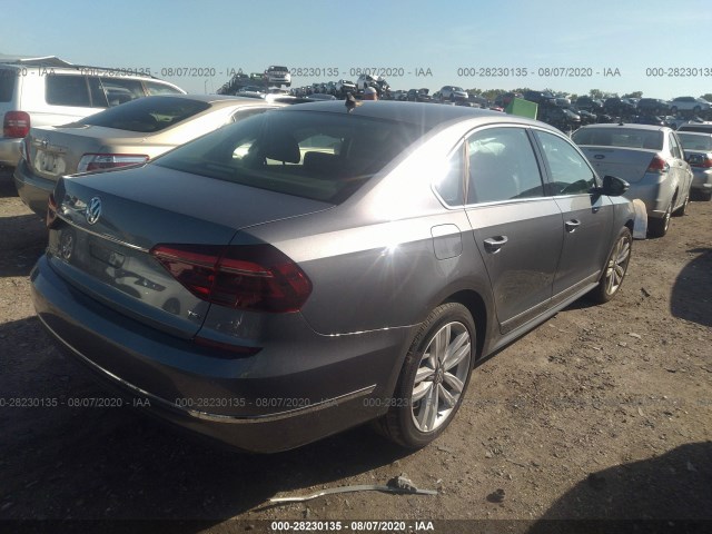 Photo 3 VIN: 1VWGT7A34HC081079 - VOLKSWAGEN PASSAT 