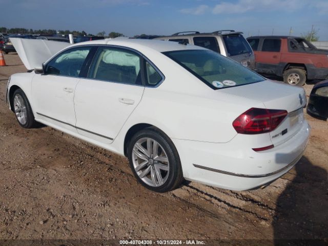 Photo 2 VIN: 1VWGT7A35HC050150 - VOLKSWAGEN PASSAT 