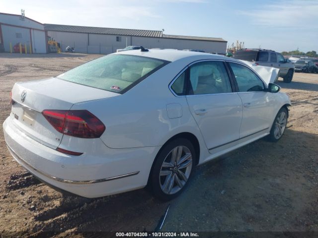 Photo 3 VIN: 1VWGT7A35HC050150 - VOLKSWAGEN PASSAT 