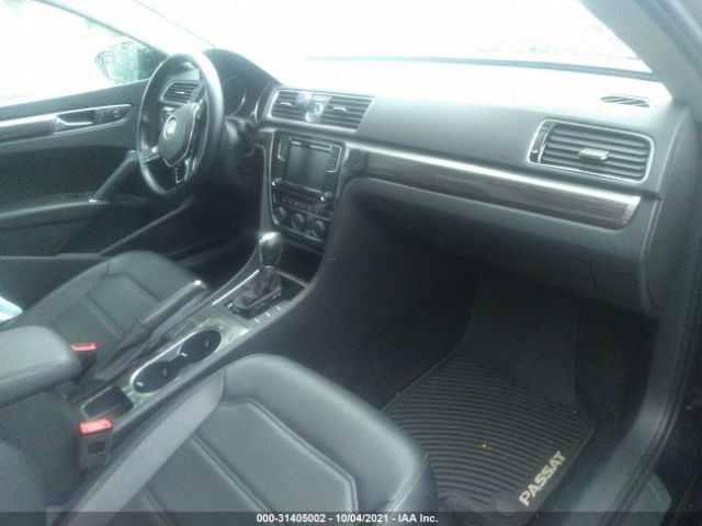 Photo 4 VIN: 1VWGT7A35HC078319 - VOLKSWAGEN PASSAT 