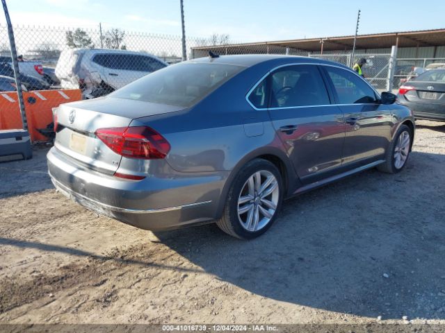 Photo 3 VIN: 1VWGT7A38HC018552 - VOLKSWAGEN PASSAT 