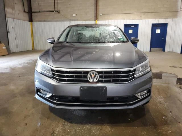 Photo 4 VIN: 1VWGT7A38HC057125 - VOLKSWAGEN PASSAT 