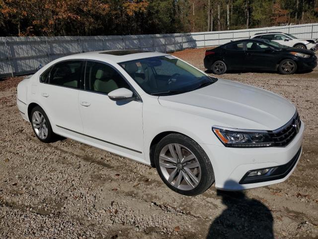 Photo 3 VIN: 1VWGT7A38HC068769 - VOLKSWAGEN PASSAT SE 