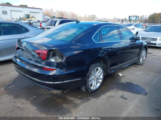 Photo 3 VIN: 1VWGT7A3XHC027432 - VOLKSWAGEN PASSAT 