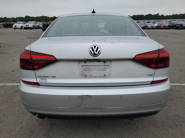 Photo 5 VIN: 1VWGT7A3XHC069888 - VOLKSWAGEN PASSAT 