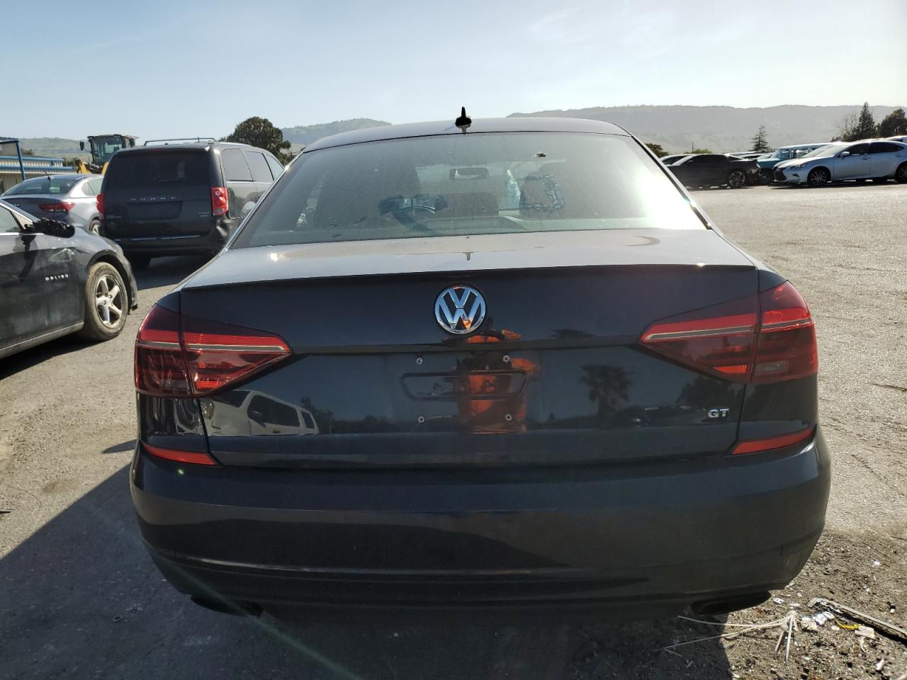 Photo 5 VIN: 1VWJM7A30JC038397 - VOLKSWAGEN PASSAT 