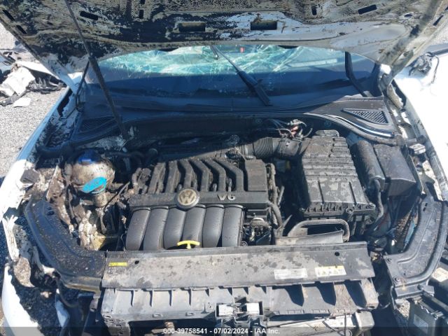 Photo 9 VIN: 1VWJM7A36JC039991 - VOLKSWAGEN PASSAT 