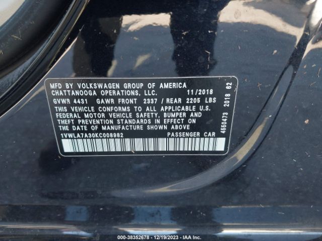 Photo 8 VIN: 1VWLA7A30KC008982 - VOLKSWAGEN PASSAT 