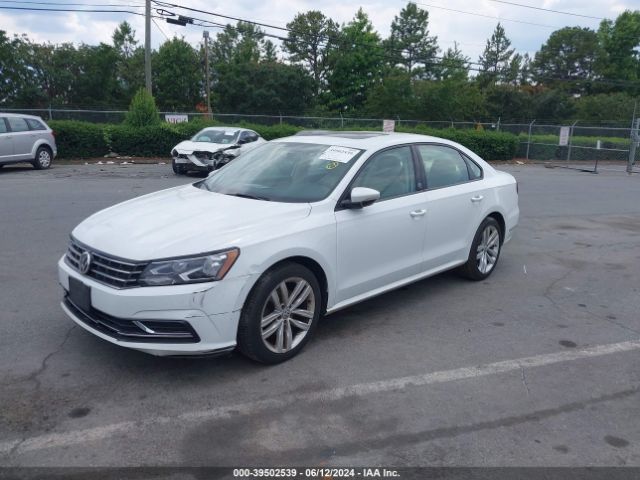 Photo 1 VIN: 1VWLA7A30KC011896 - VOLKSWAGEN PASSAT 