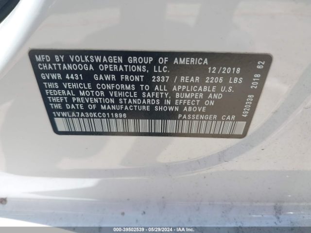 Photo 8 VIN: 1VWLA7A30KC011896 - VOLKSWAGEN PASSAT 