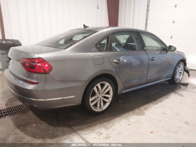 Photo 3 VIN: 1VWLA7A32KC012371 - VOLKSWAGEN PASSAT 