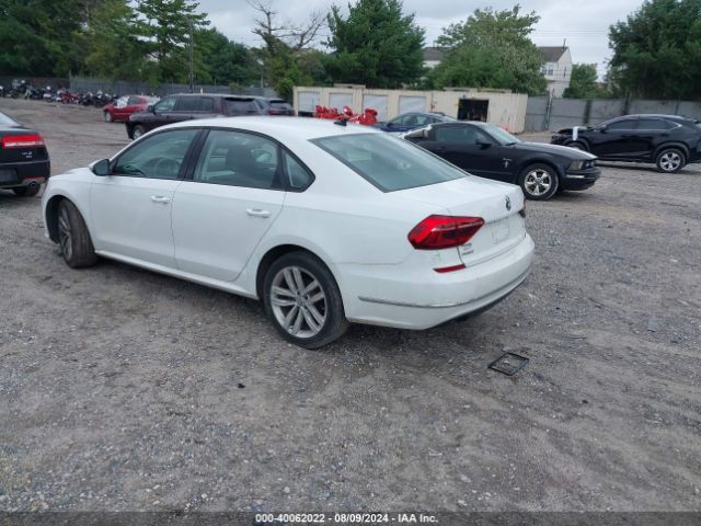 Photo 2 VIN: 1VWLA7A33KC003324 - VOLKSWAGEN PASSAT 