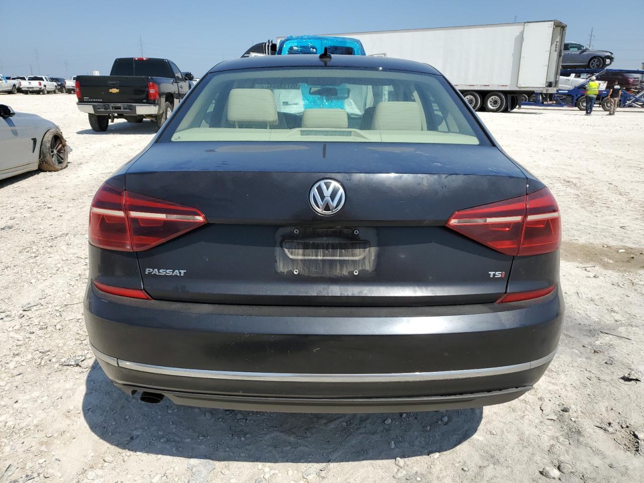 Photo 5 VIN: 1VWLA7A34KC014154 - VOLKSWAGEN PASSAT 