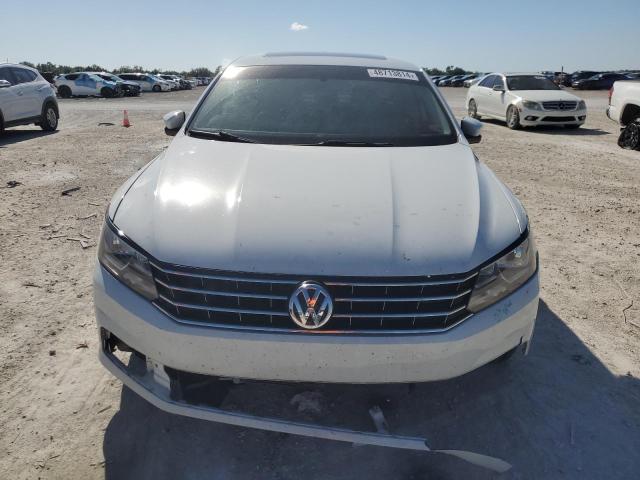 Photo 4 VIN: 1VWLA7A35KC002546 - VOLKSWAGEN PASSAT 