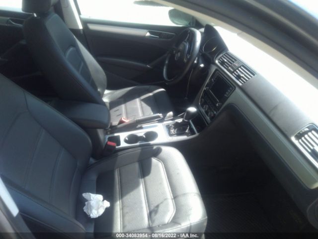 Photo 4 VIN: 1VWLA7A36KC007934 - VOLKSWAGEN PASSAT 