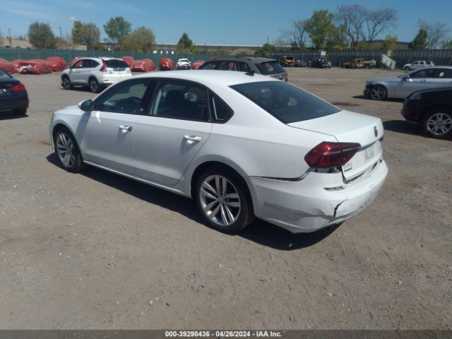 Photo 2 VIN: 1VWLA7A37KC003066 - VOLKSWAGEN PASSAT 