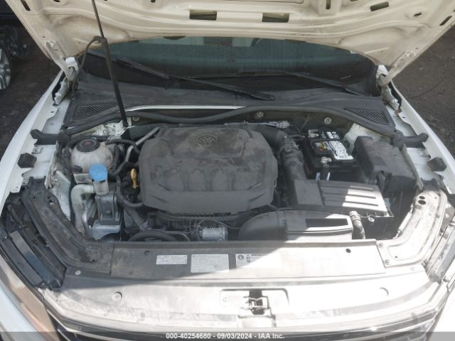 Photo 9 VIN: 1VWLA7A3XKC010626 - VOLKSWAGEN PASSAT 