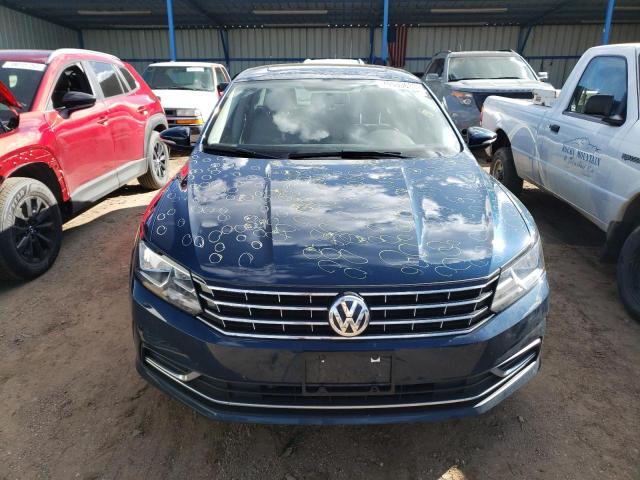 Photo 4 VIN: 1VWLA7A3XKC011307 - VOLKSWAGEN PASSAT 