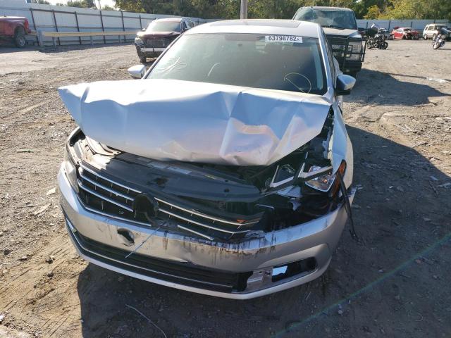 Photo 8 VIN: 1VWLA7A3XKC012764 - VOLKSWAGEN PASSAT 