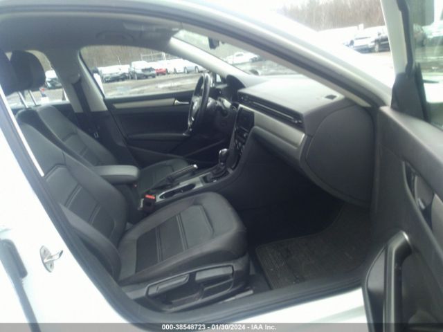 Photo 4 VIN: 1VWSA7A30LC020353 - VOLKSWAGEN PASSAT 