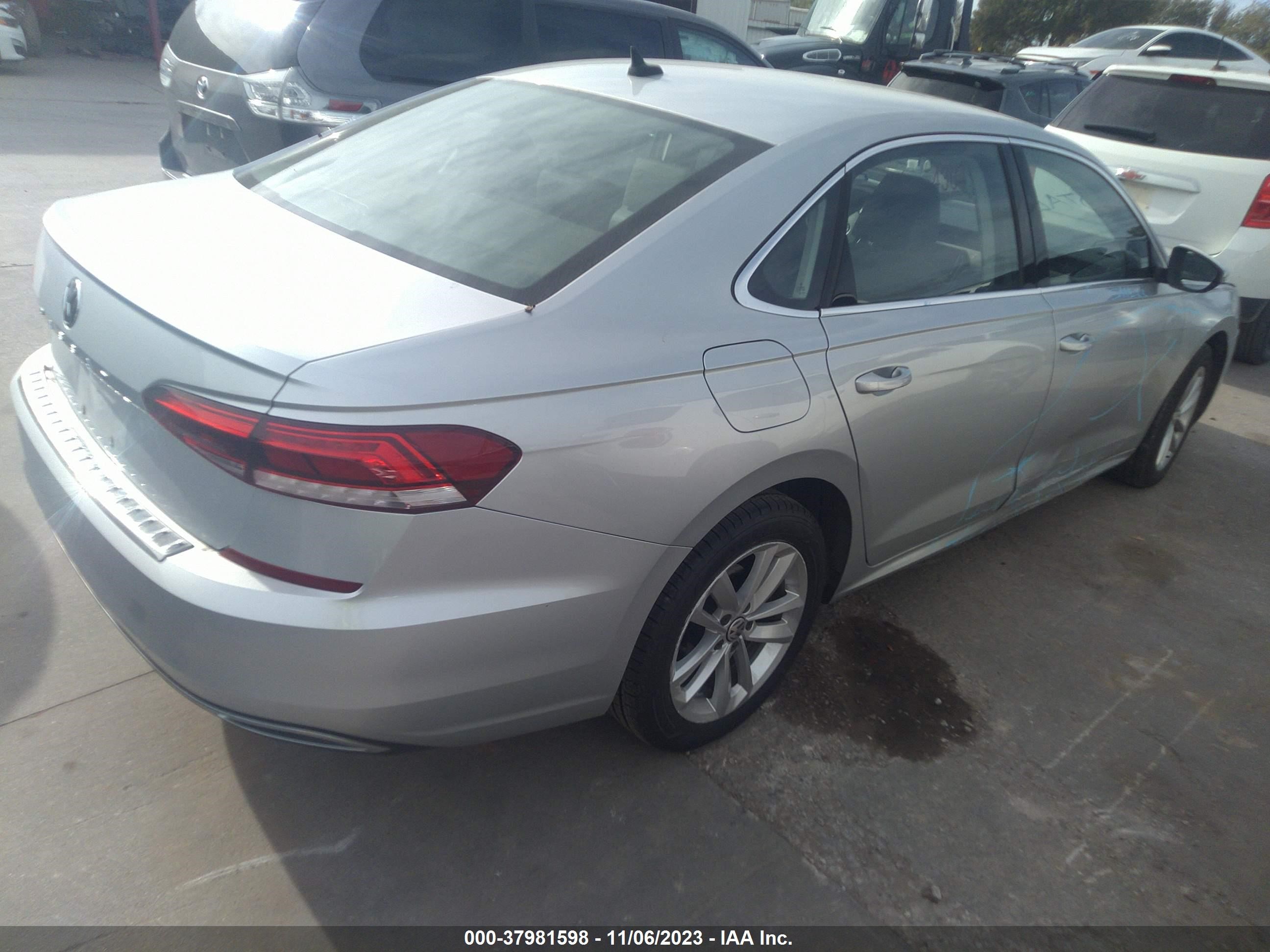 Photo 3 VIN: 1VWSA7A32MC000798 - VOLKSWAGEN PASSAT 