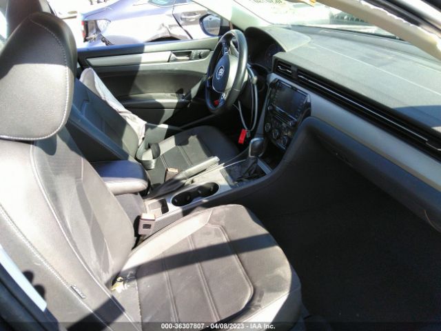 Photo 4 VIN: 1VWSA7A33LC009458 - VOLKSWAGEN PASSAT 