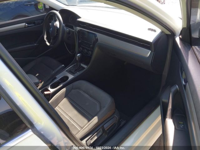 Photo 4 VIN: 1VWSA7A34NC001095 - VOLKSWAGEN PASSAT 