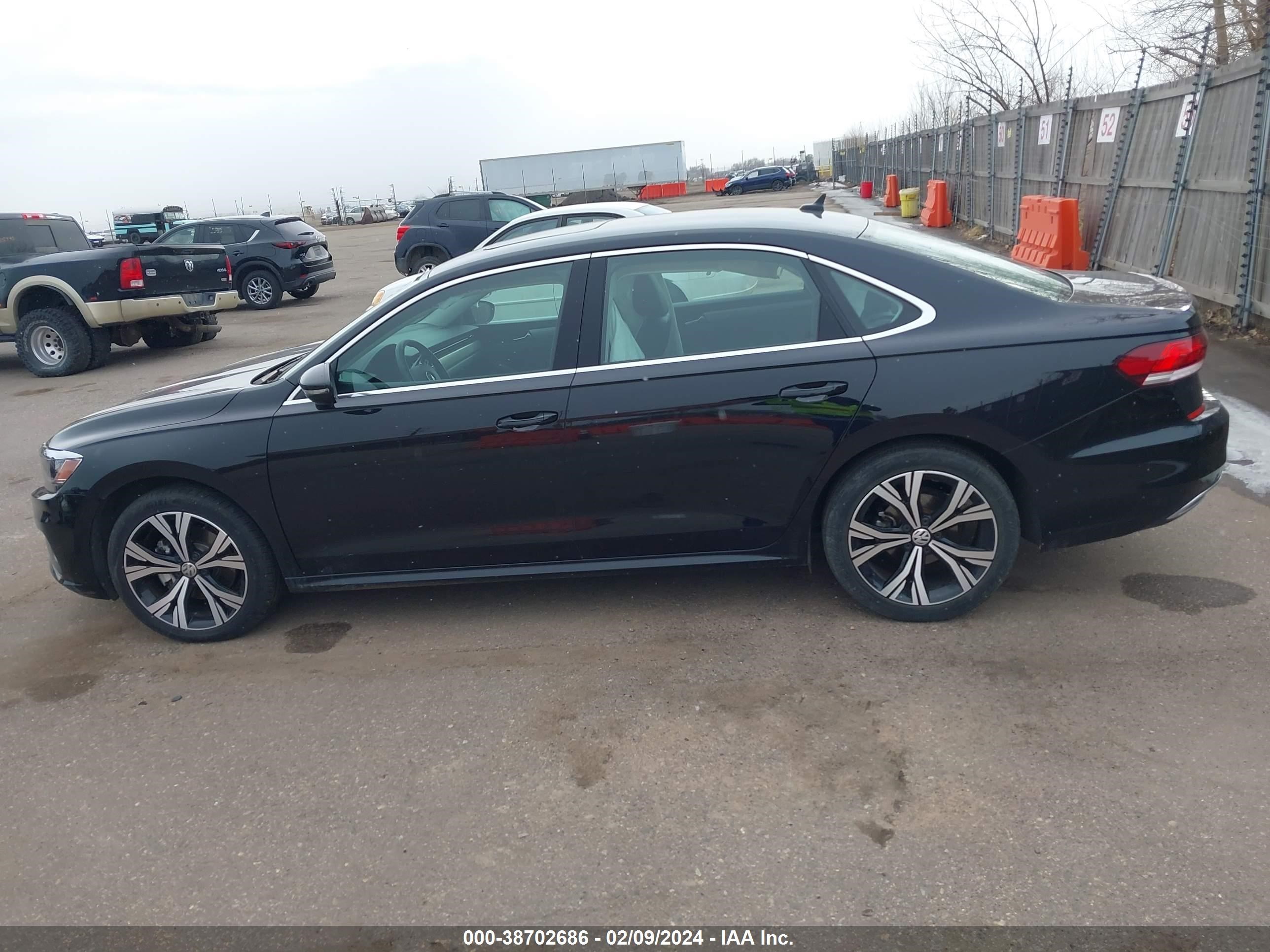 Photo 13 VIN: 1VWSA7A34NC008631 - VOLKSWAGEN PASSAT 