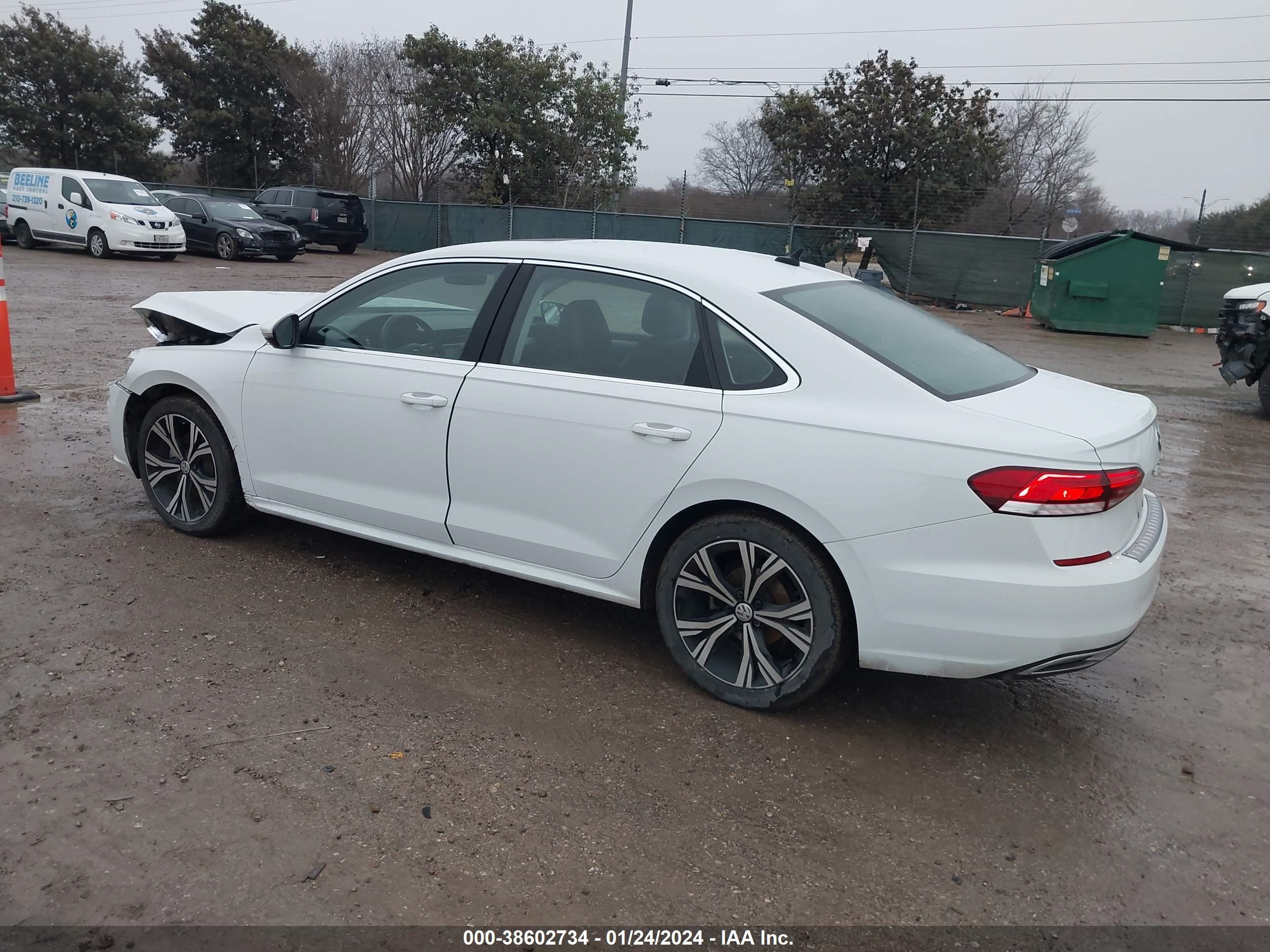 Photo 2 VIN: 1VWSA7A35MC002383 - VOLKSWAGEN PASSAT 