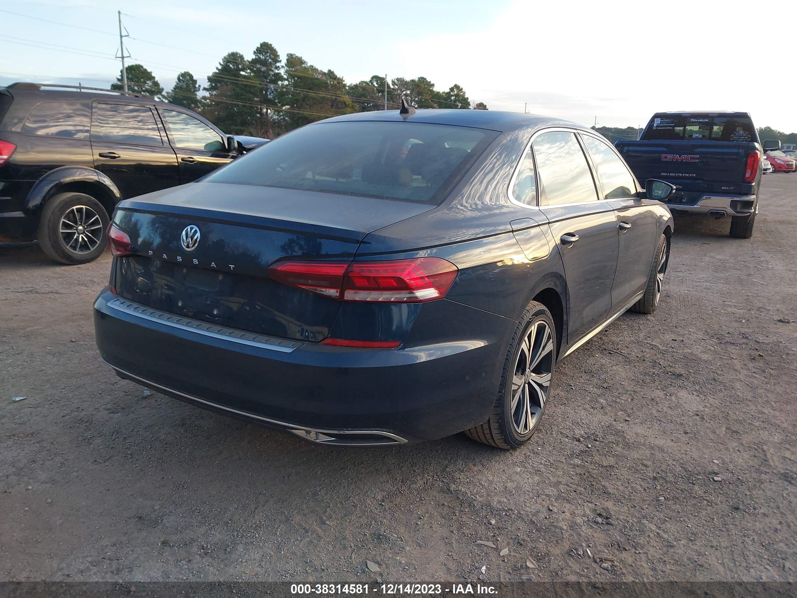 Photo 3 VIN: 1VWSA7A35MC002979 - VOLKSWAGEN PASSAT 