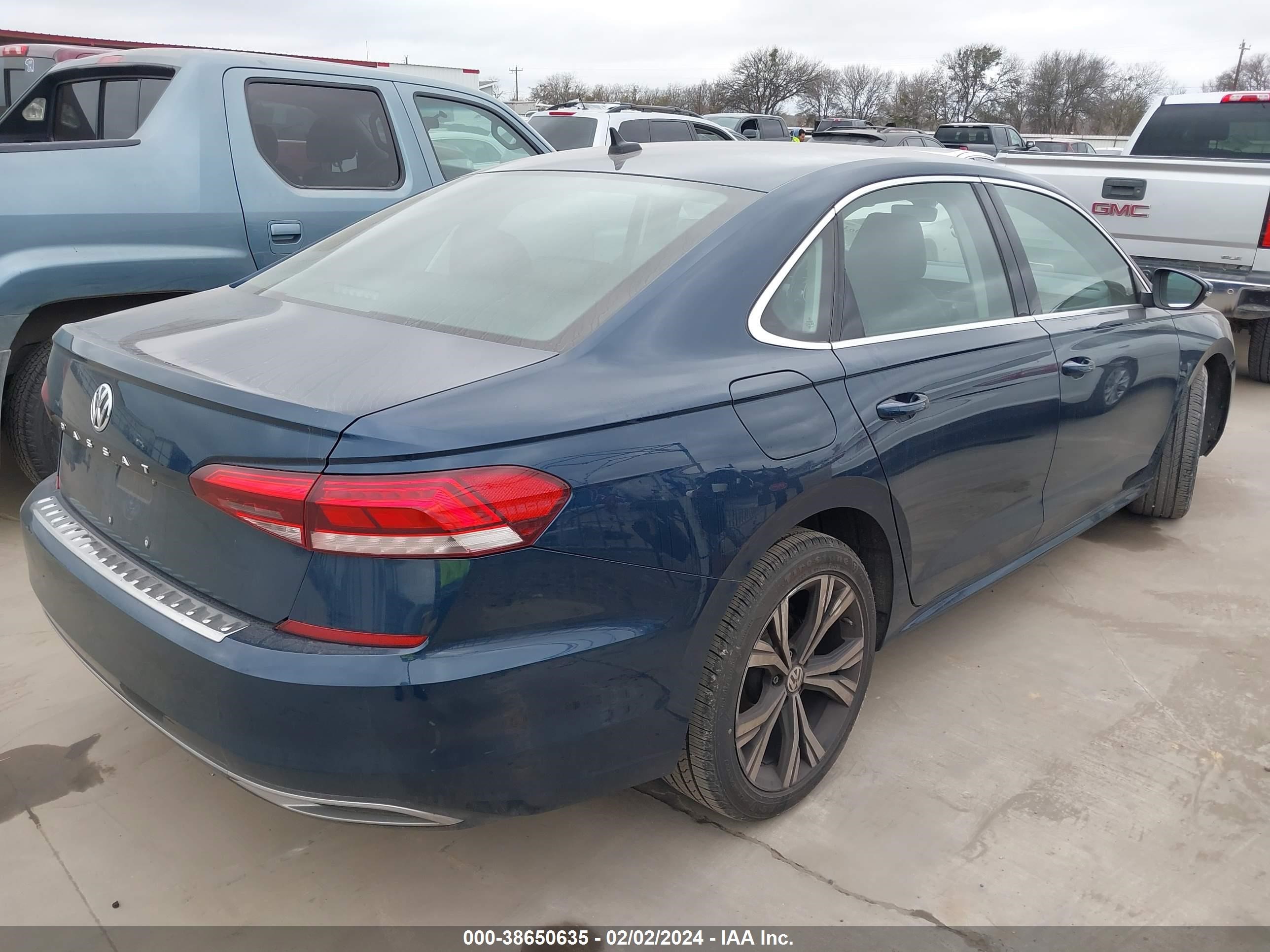 Photo 3 VIN: 1VWSA7A35MC010001 - VOLKSWAGEN PASSAT 