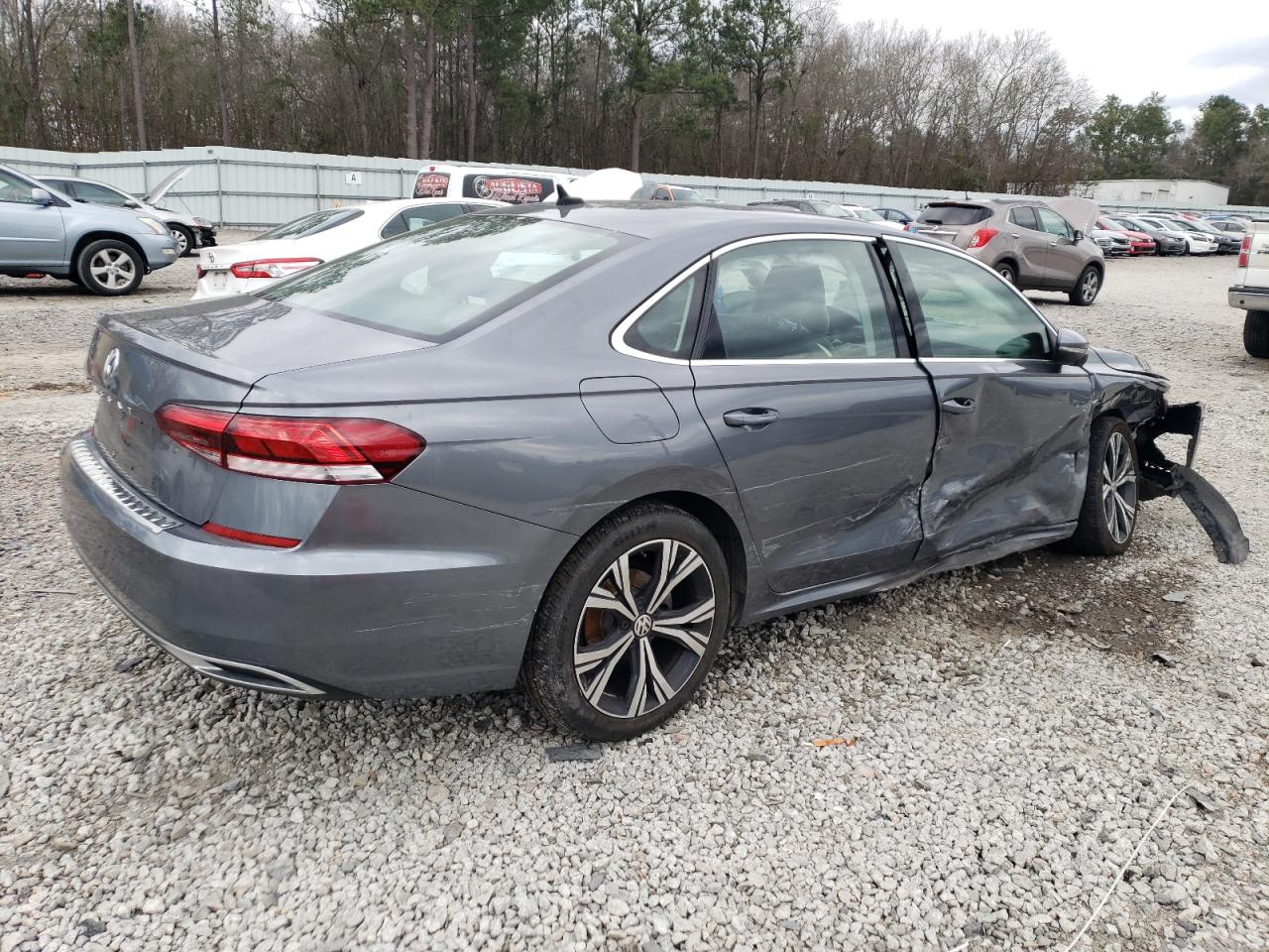 Photo 2 VIN: 1VWSA7A35MC015618 - VOLKSWAGEN PASSAT 