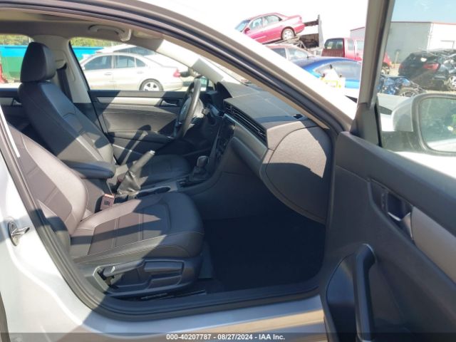 Photo 4 VIN: 1VWSA7A36MC012940 - VOLKSWAGEN PASSAT 