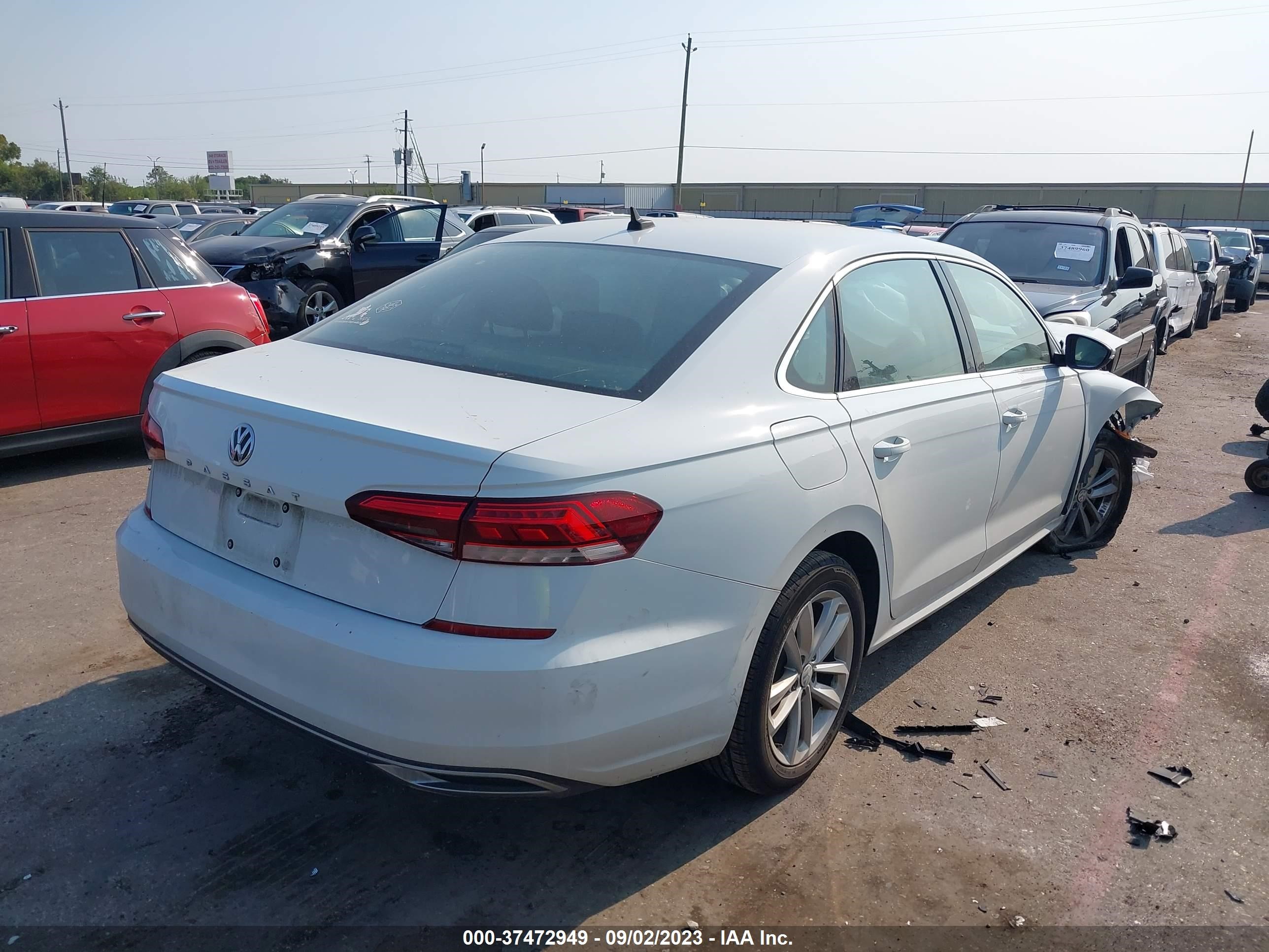 Photo 3 VIN: 1VWSA7A37LC026747 - VOLKSWAGEN PASSAT 