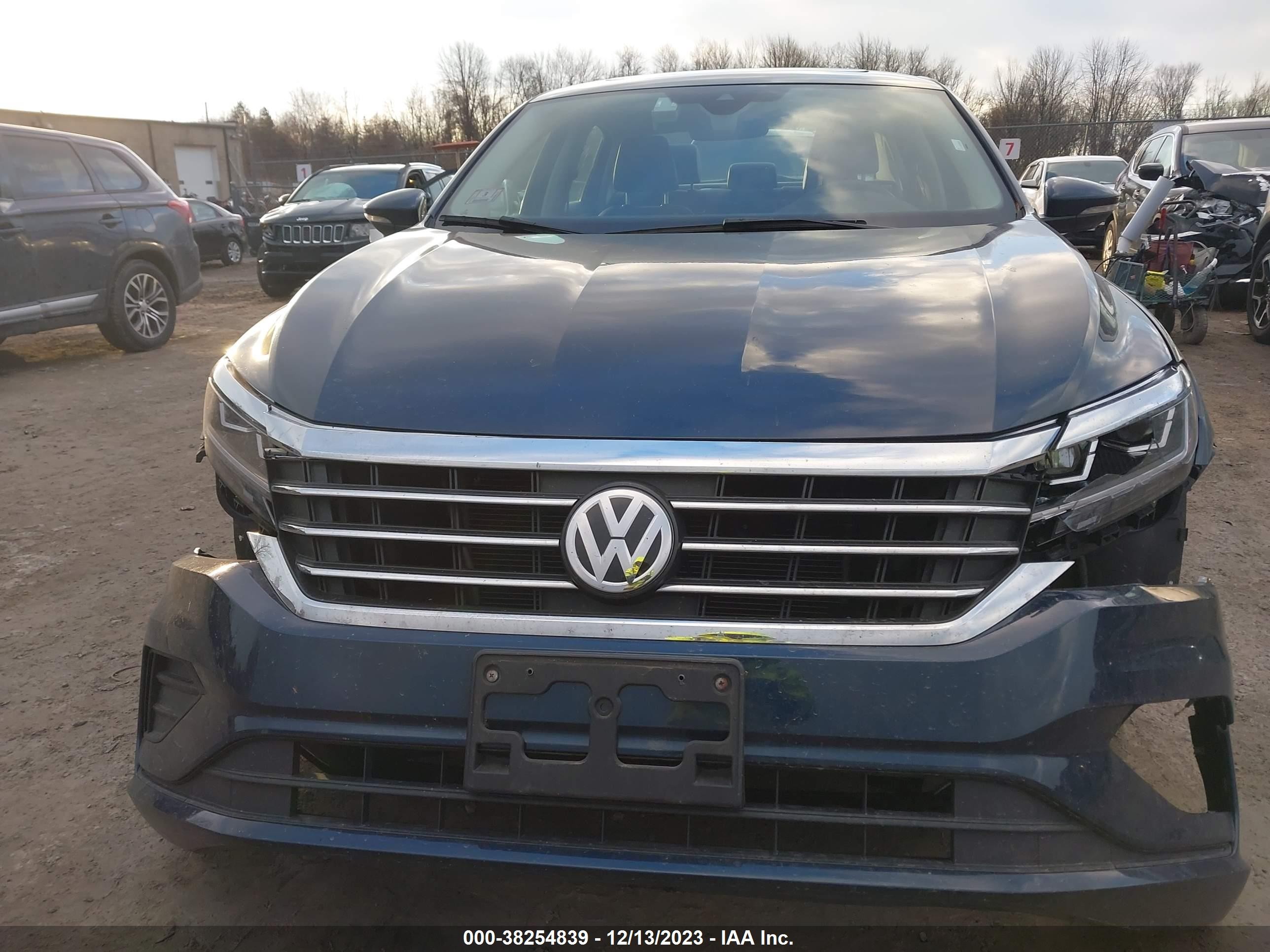 Photo 12 VIN: 1VWSA7A37MC003048 - VOLKSWAGEN PASSAT 