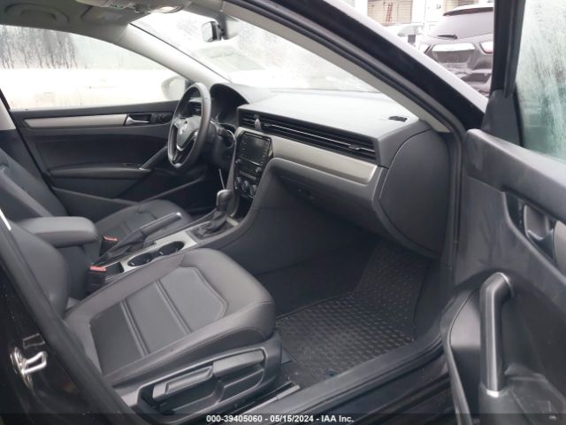 Photo 4 VIN: 1VWSA7A37MC010095 - VOLKSWAGEN PASSAT 